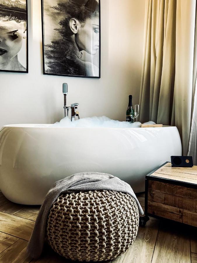 Apartment Premium Jacuzzi For Couples, Old Town Cracóvia Exterior foto